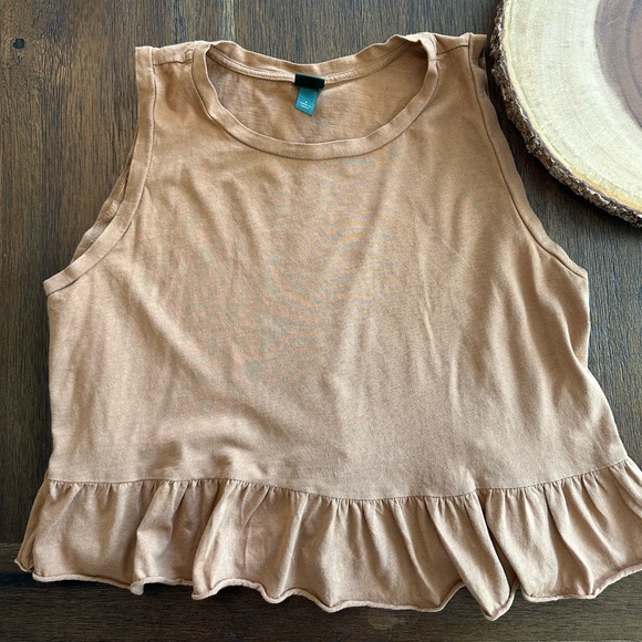 Cute Crop top bundle misc brands for vacation size small - Picture 8 of 9